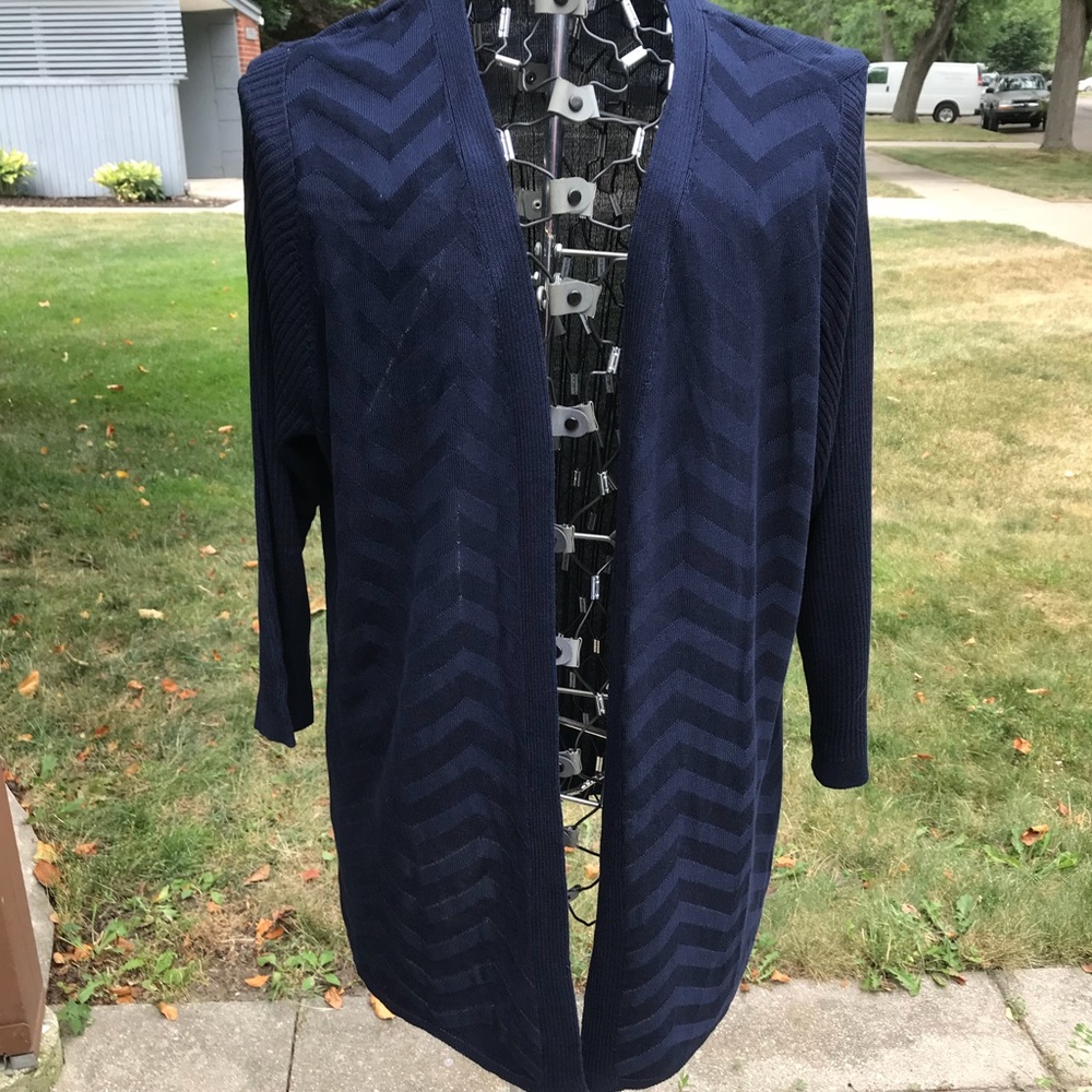 Beautiful quality 1x navy cardigan
